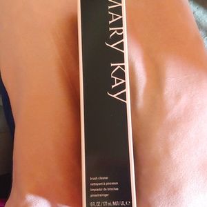 [mary kay] Brush Cleanser